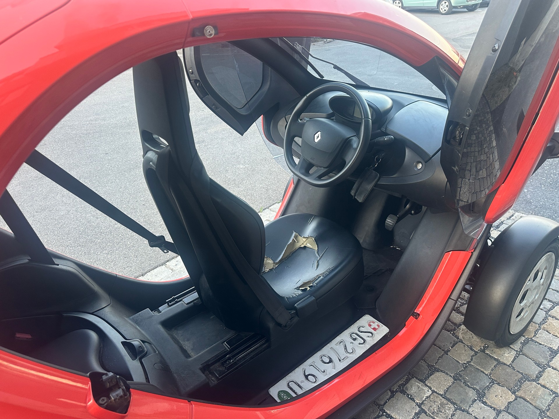 RENAULT Twizy Z.E. Sport Edition (Batterie Super )-image-10