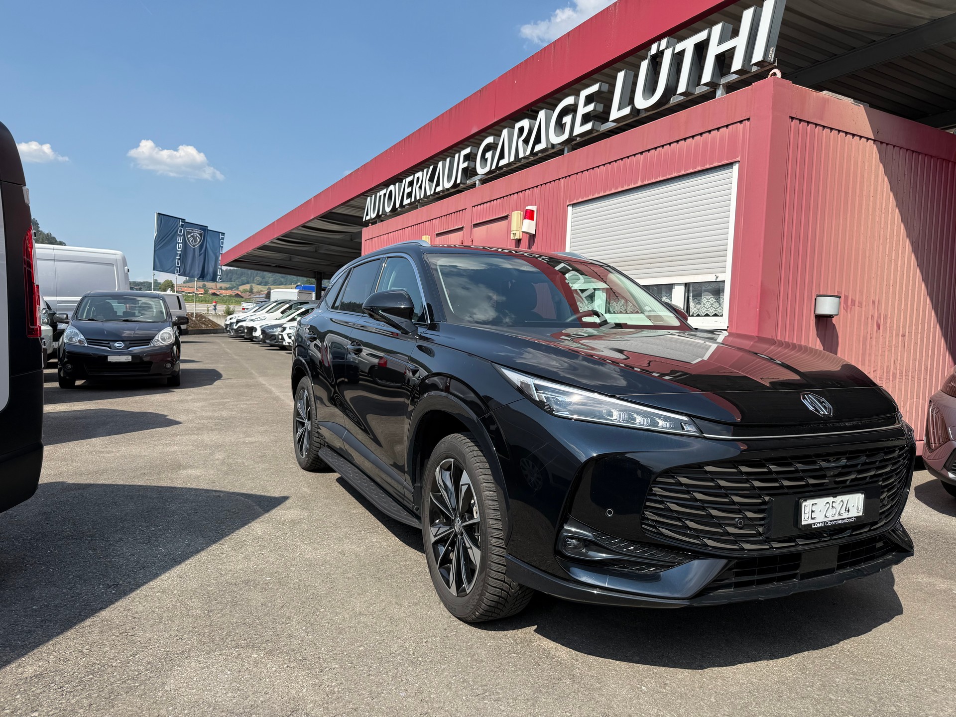 MG HS 1.5 T PHEV Luxury-image-0