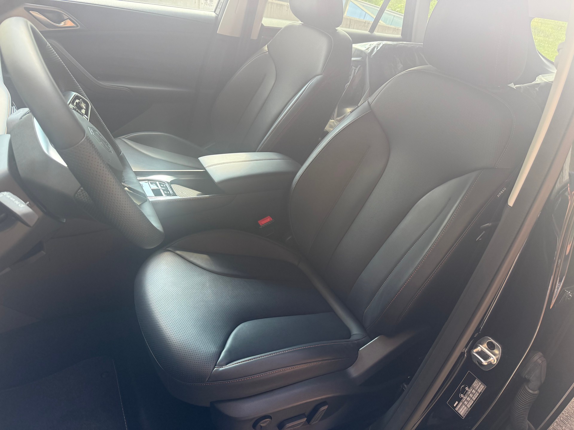MG HS 1.5 T PHEV Luxury-image-3