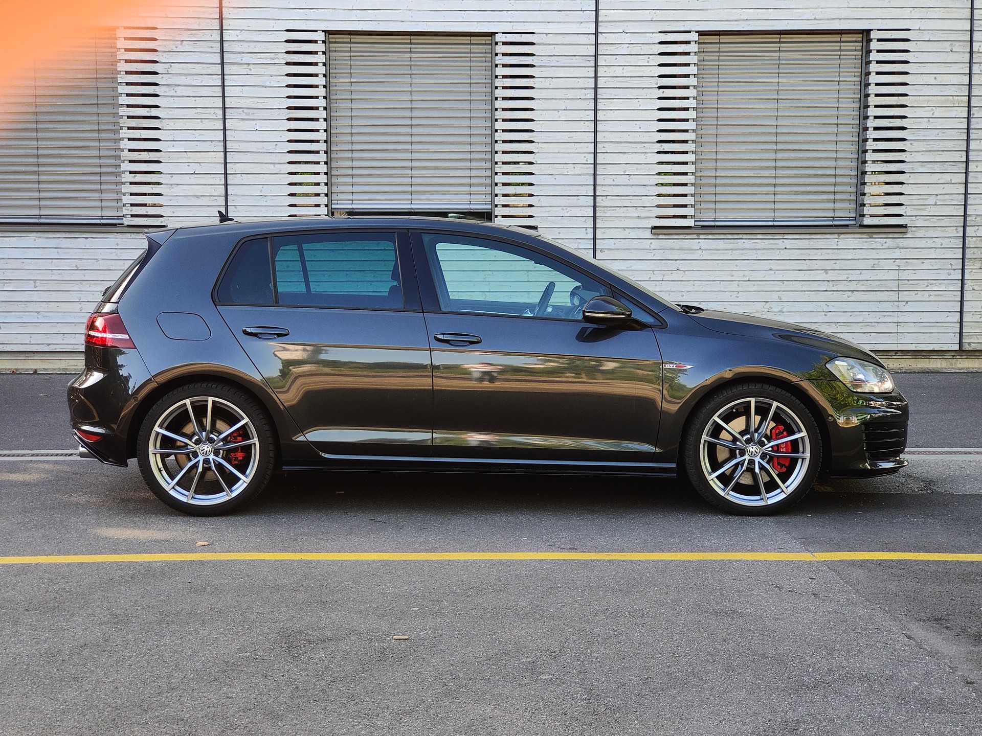 VW 2.0 TSI GTI Performance DSG-image-3