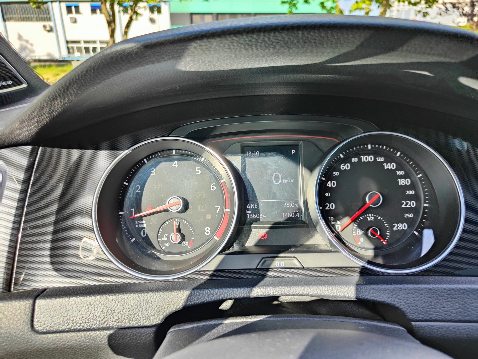 VW 2.0 TSI GTI Performance DSG-image-9