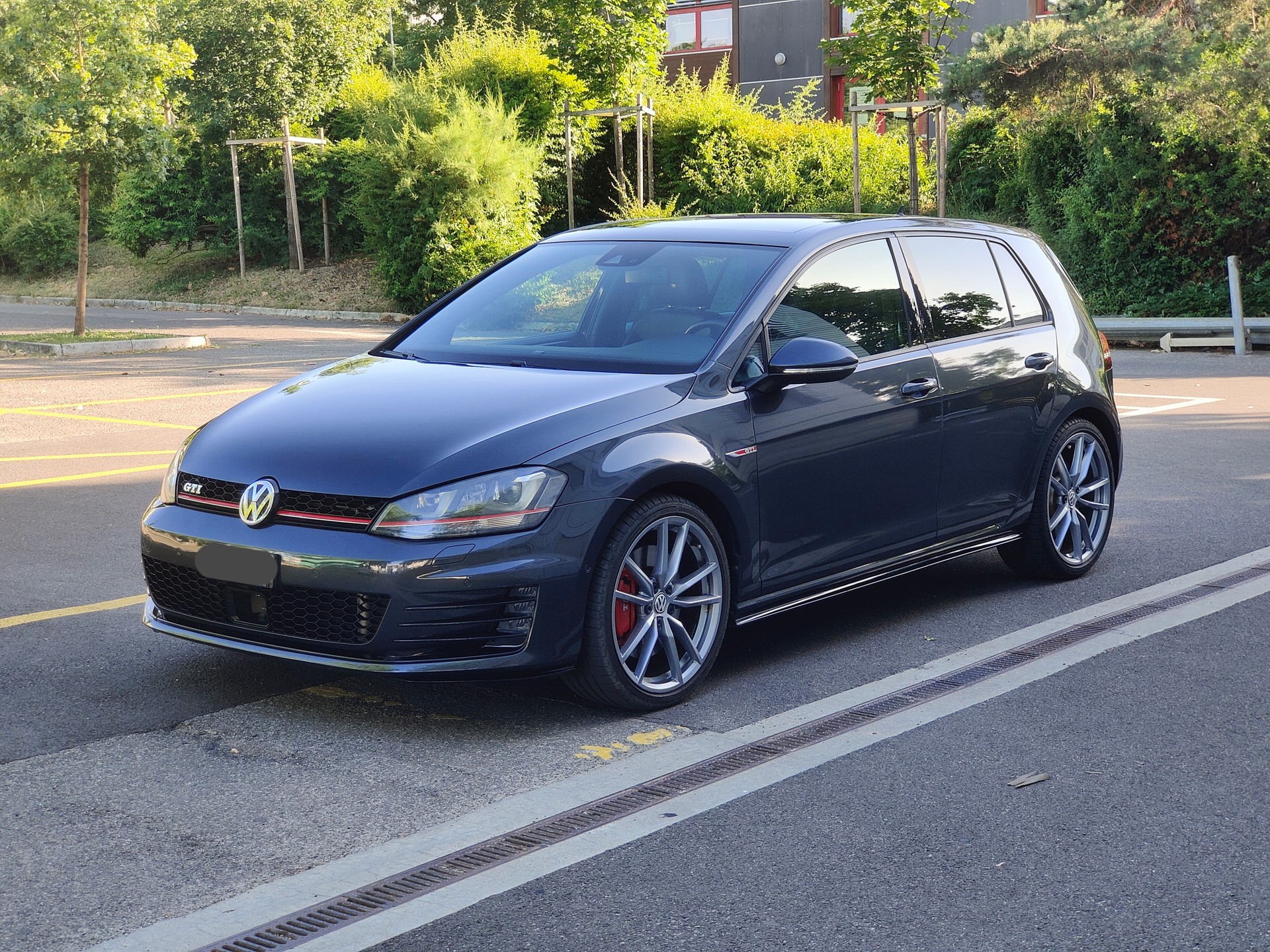 VW 2.0 TSI GTI Performance DSG-image-0