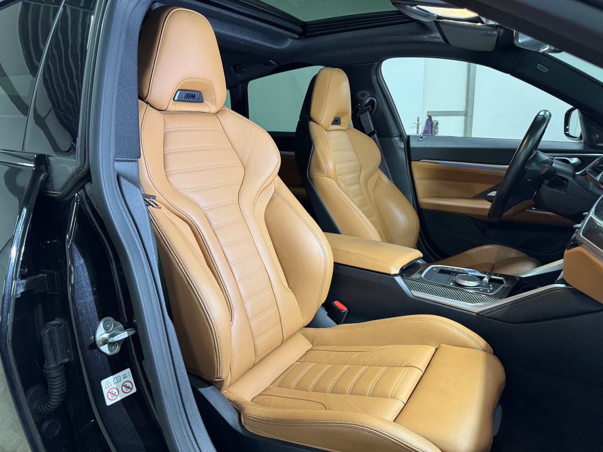 BMW i4 M50 M Sport Pro Allrad 544PS / CH-Fahrzeug / Vollausstattung-image-10