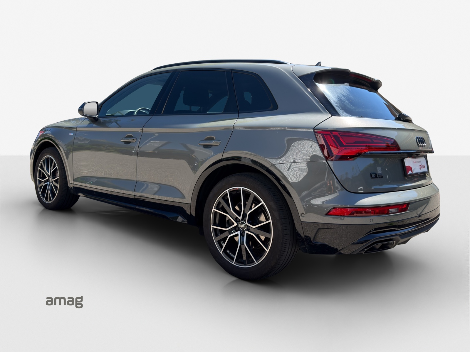 AUDI Q5 40 TDI Black Edition quattro S-tronic-showroom-element-2
