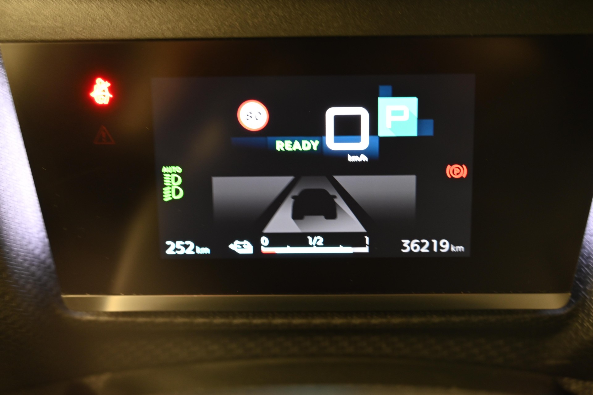 CITROEN e-C4 Shine-image-9