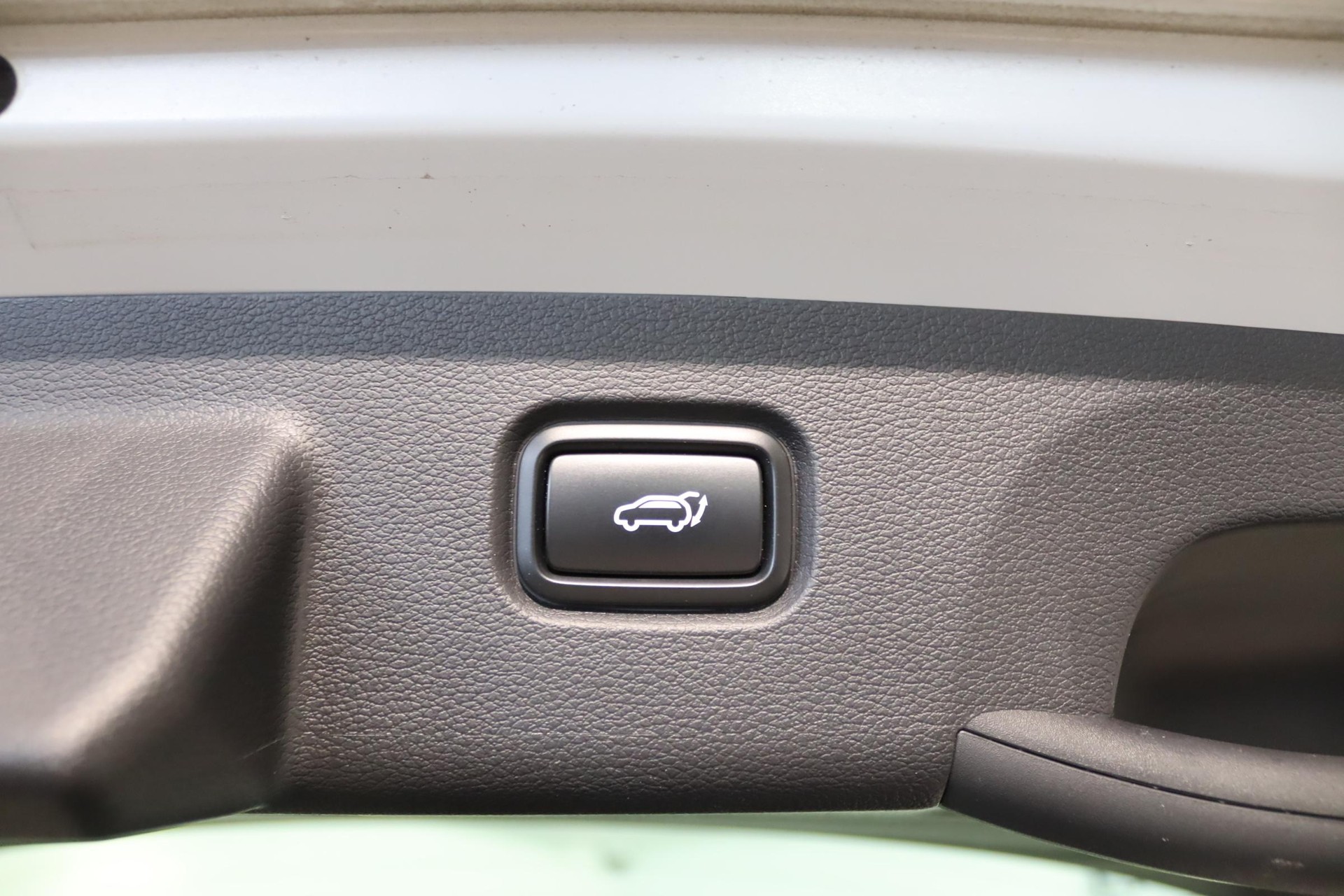 KIA Sportage 1.6 T-GDi PHEV GT-Line-image-4