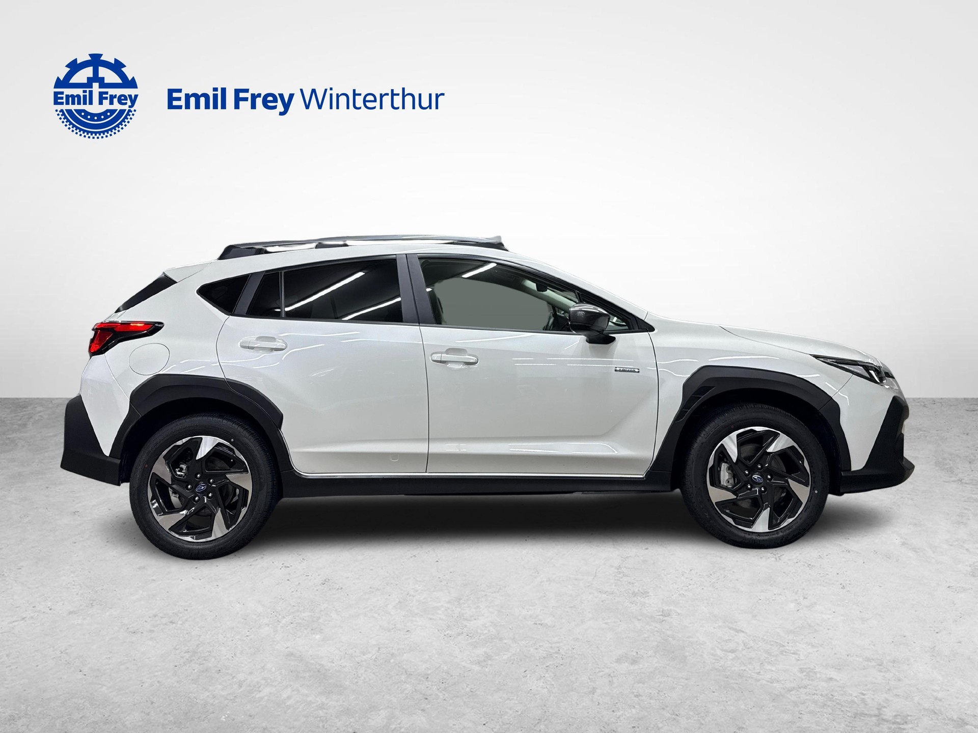 SUBARU Crosstrek 2.0i e-Boxer Swiss Plus-image-5