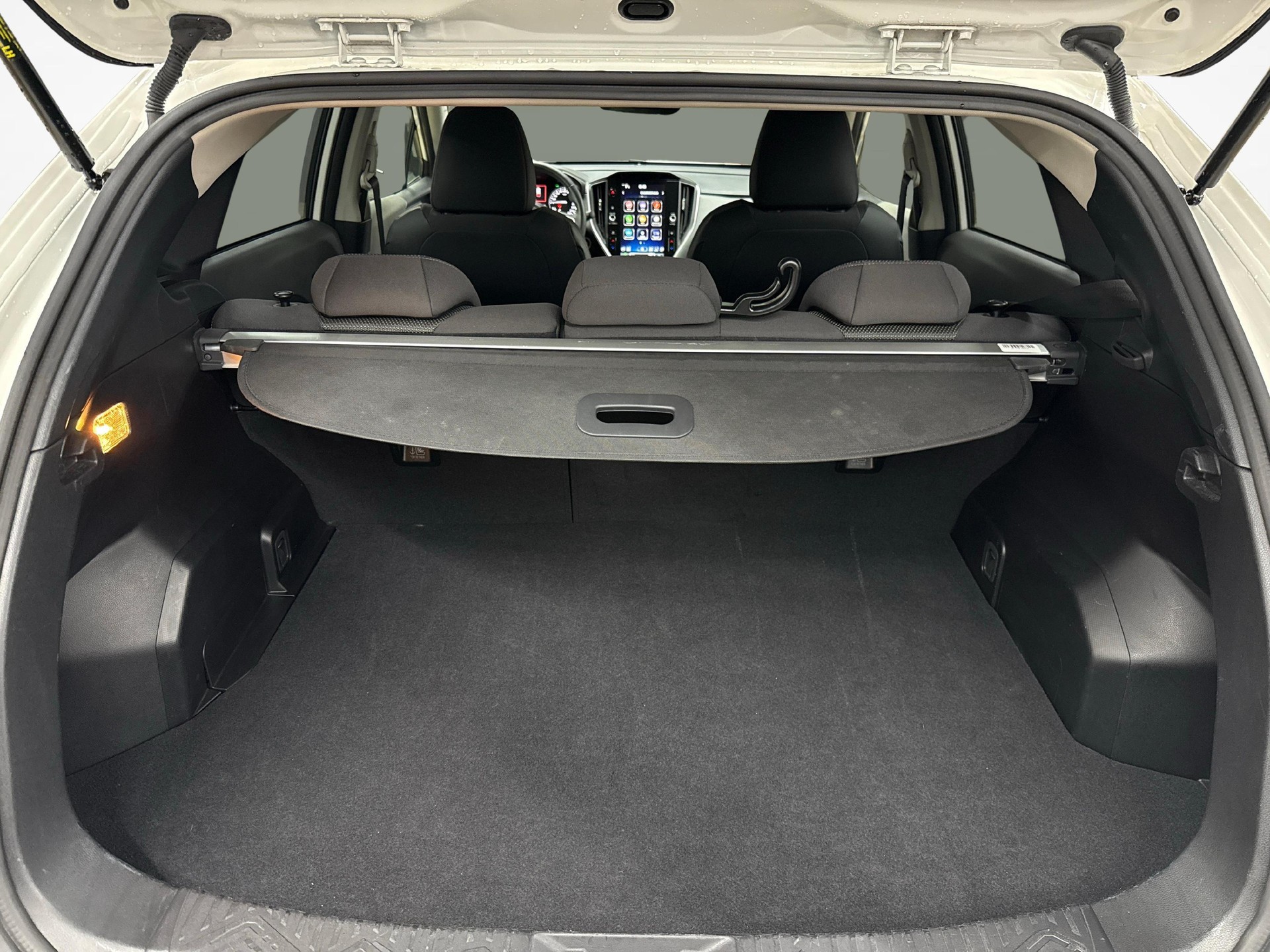 SUBARU Crosstrek 2.0i e-Boxer Swiss Plus-image-11