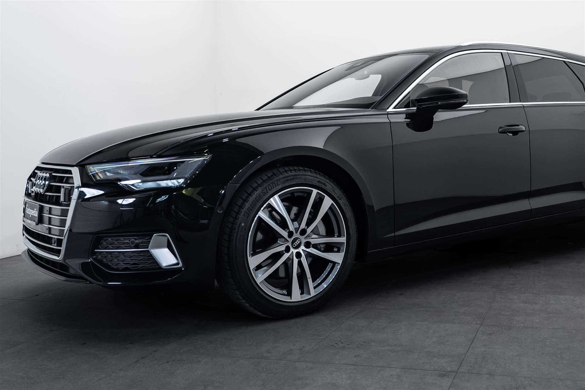 AUDI A6 Avant 45 TFSI Sport S-tronic-showroom-element-1