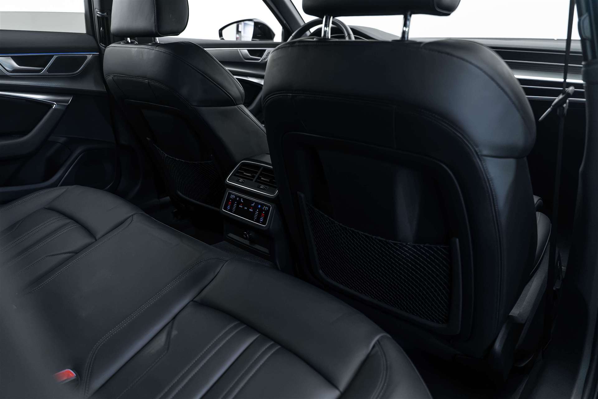 AUDI A6 Avant 45 TFSI Sport S-tronic-image-12