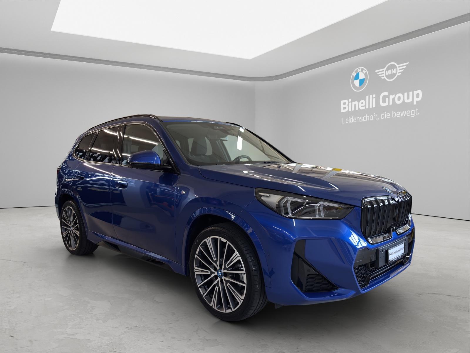 BMW iX1 30 xDrive-image-19