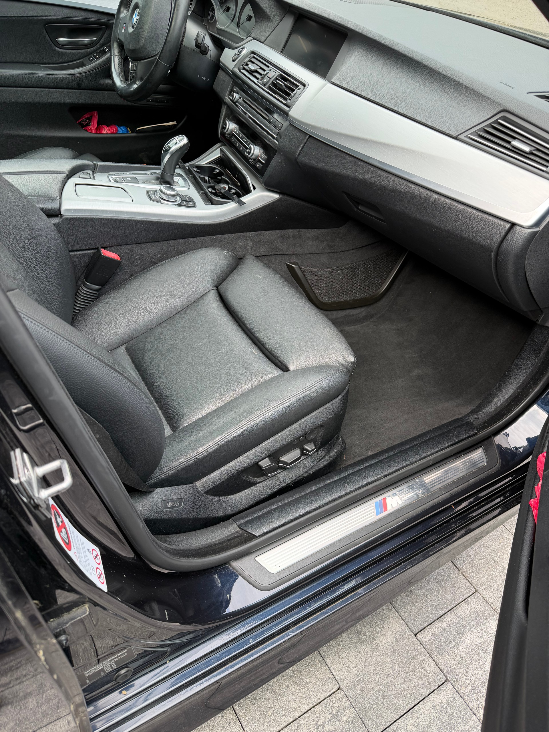 BMW 530d xDrive-image-7