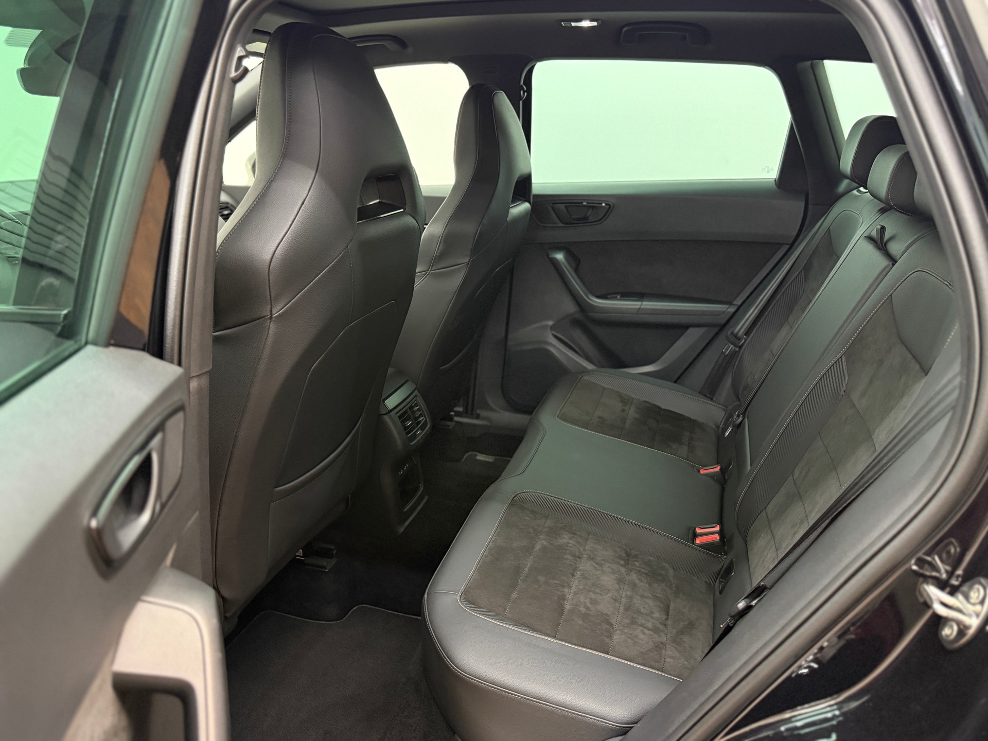 CUPRA Ateca 2.0TSI 4Drive DSG ~AHK~-image-22