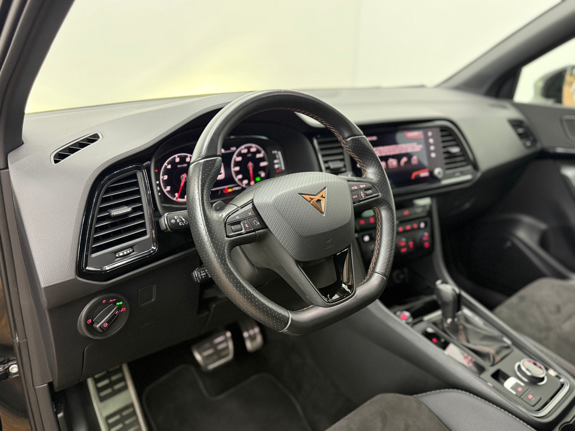 CUPRA Ateca 2.0TSI 4Drive DSG ~AHK~-image-25