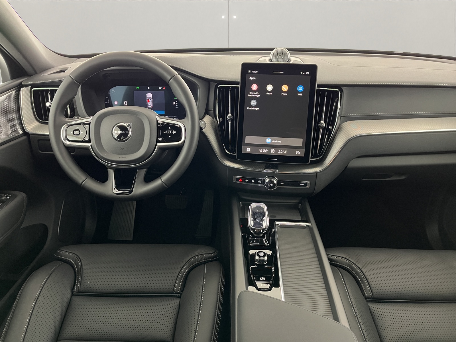 VOLVO XC60 2.0 T6 TE Black Edition eAWD-image-12