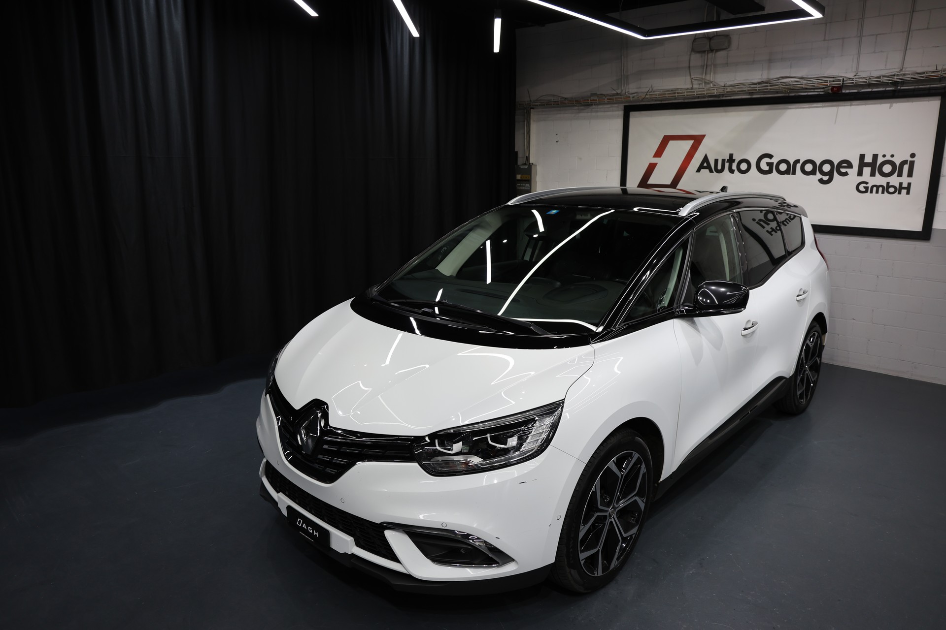 RENAULT Grand Scénic 1.3 16V Turbo Intens EDC-image-1