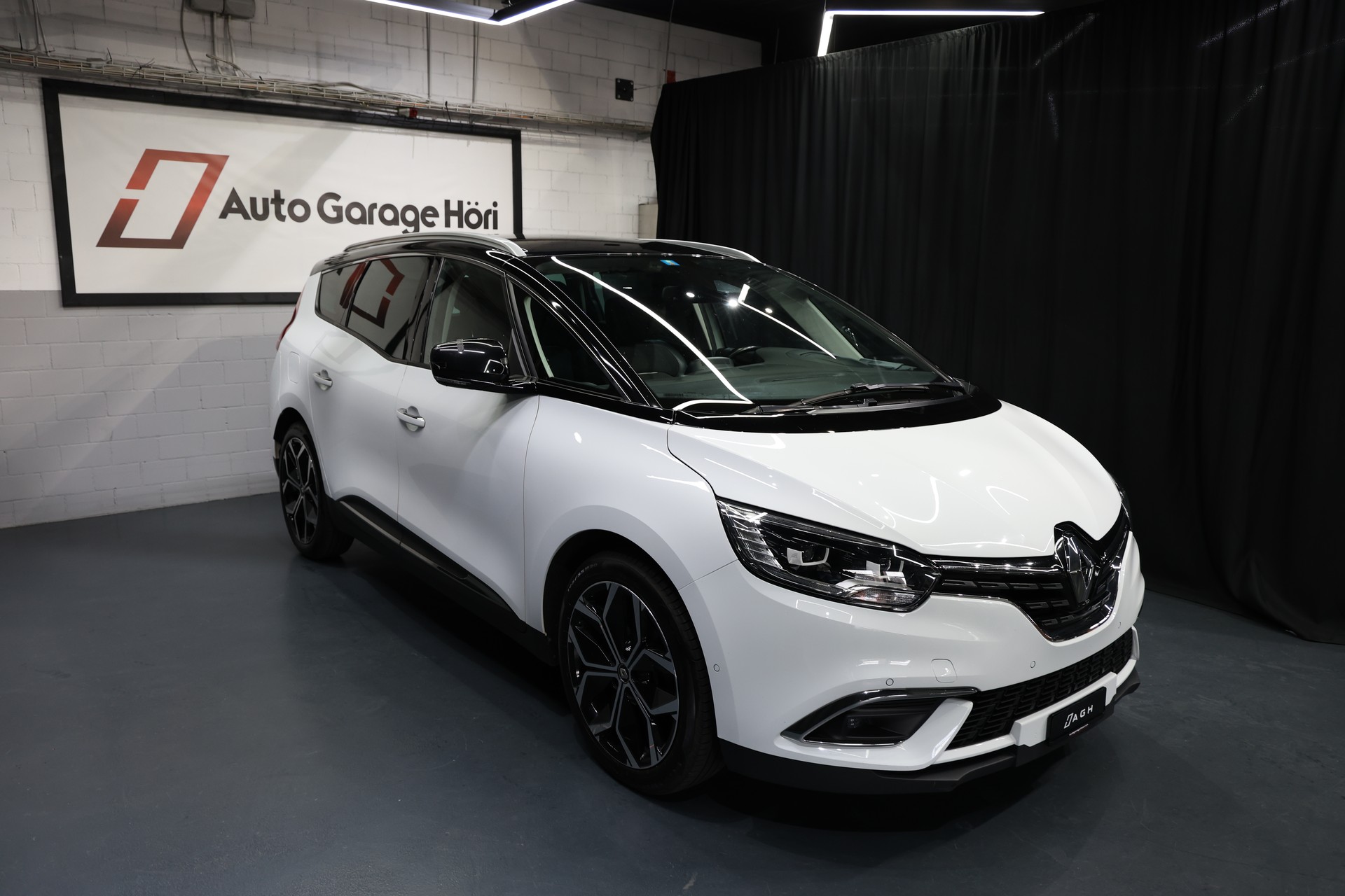 RENAULT Grand Scénic 1.3 16V Turbo Intens EDC-image-6