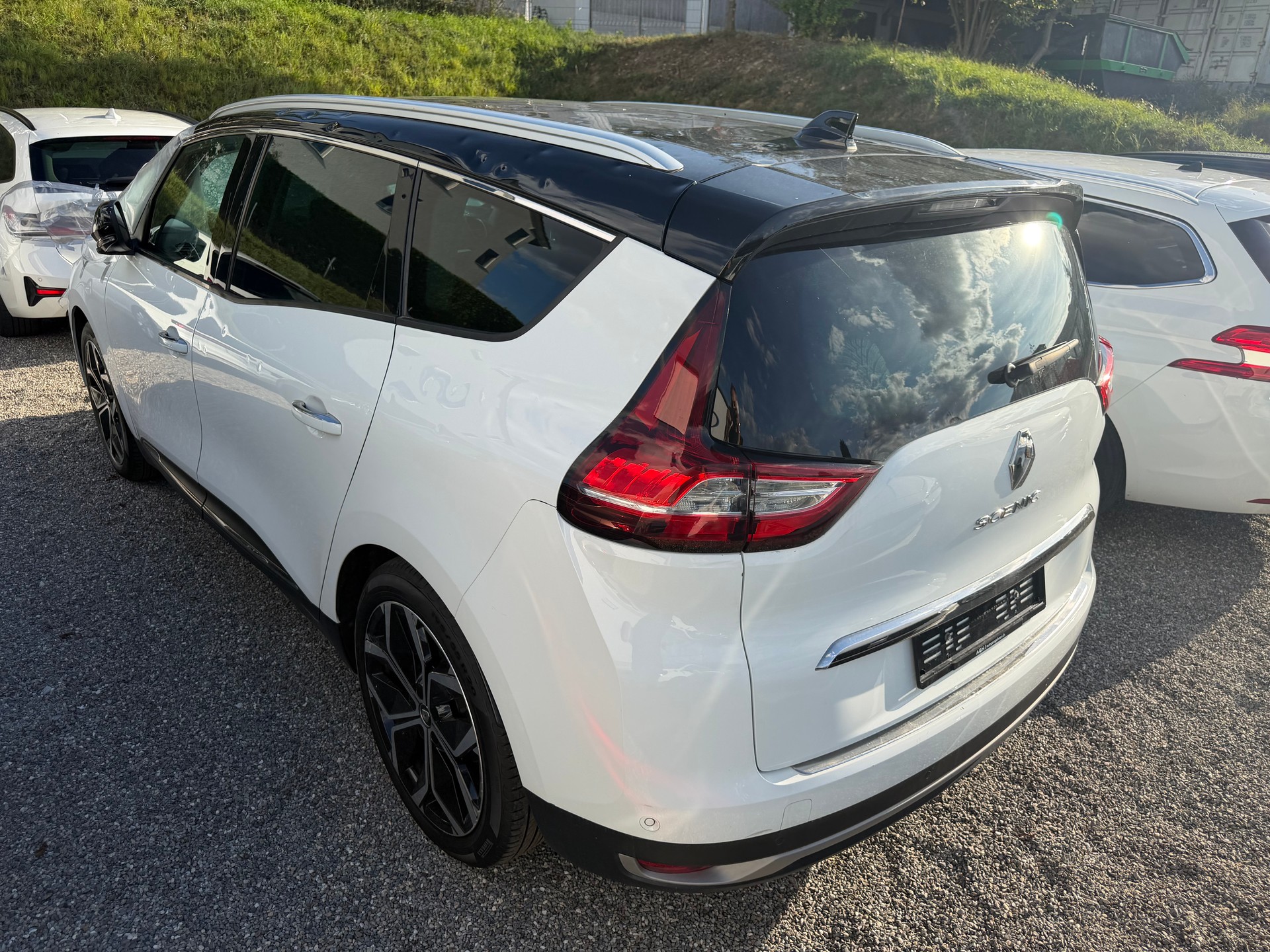 RENAULT Grand Scénic 1.3 16V Turbo Intens EDC-image-3