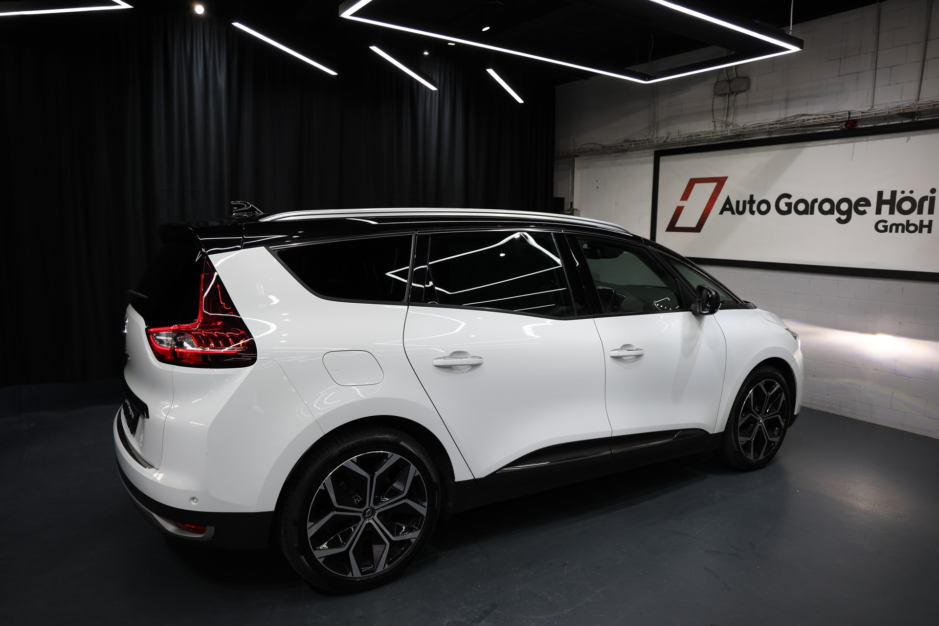 RENAULT Grand Scénic 1.3 16V Turbo Intens EDC-image-14