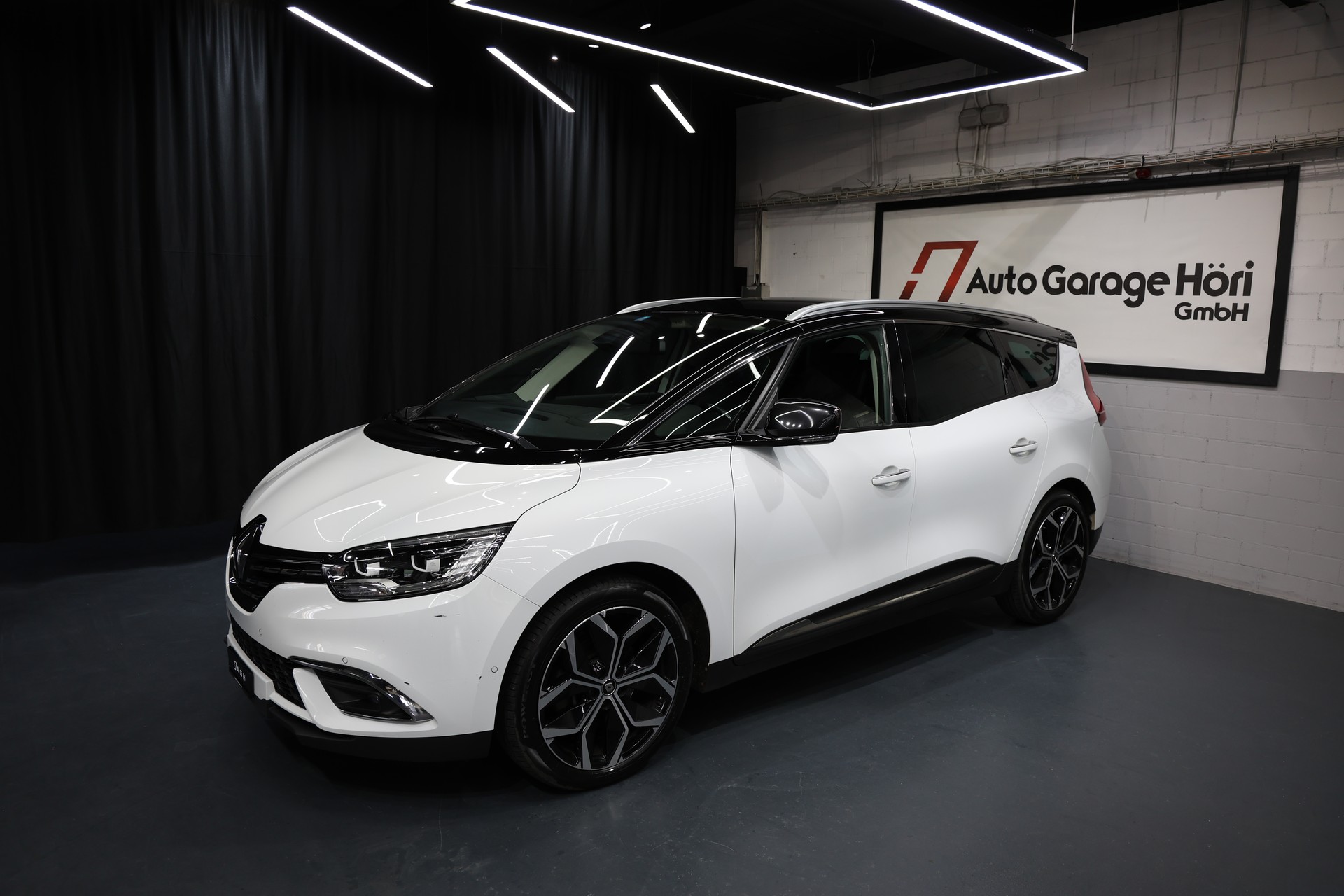 RENAULT Grand Scénic 1.3 16V Turbo Intens EDC-image-2