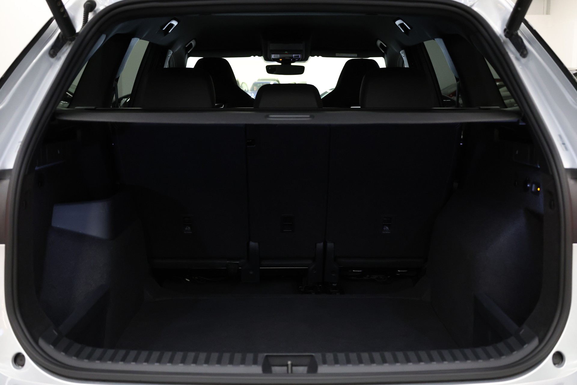 SKODA Kodiaq 2.0 TDI SportLine-image-13