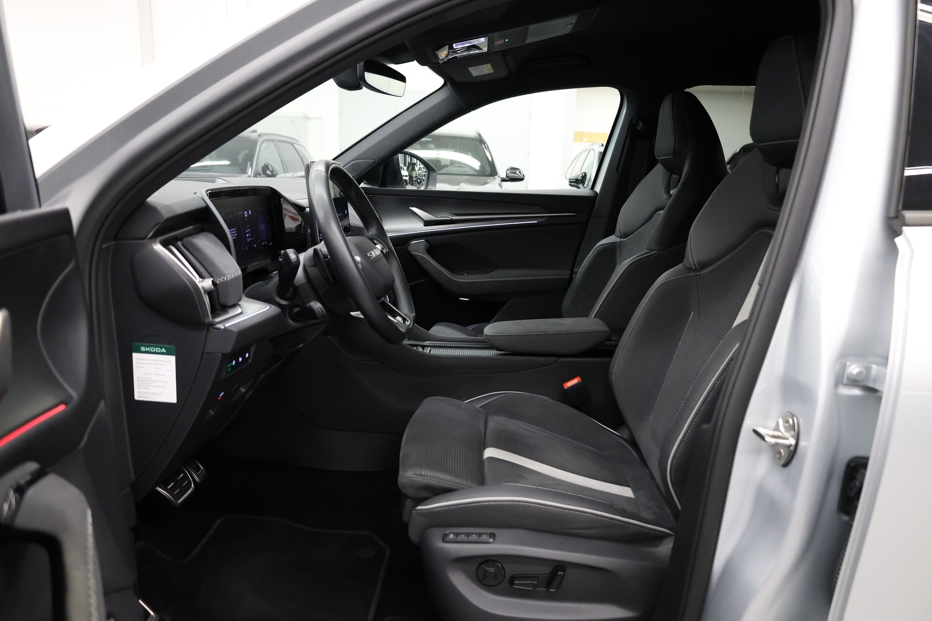 SKODA Kodiaq 2.0 TDI SportLine-image-15