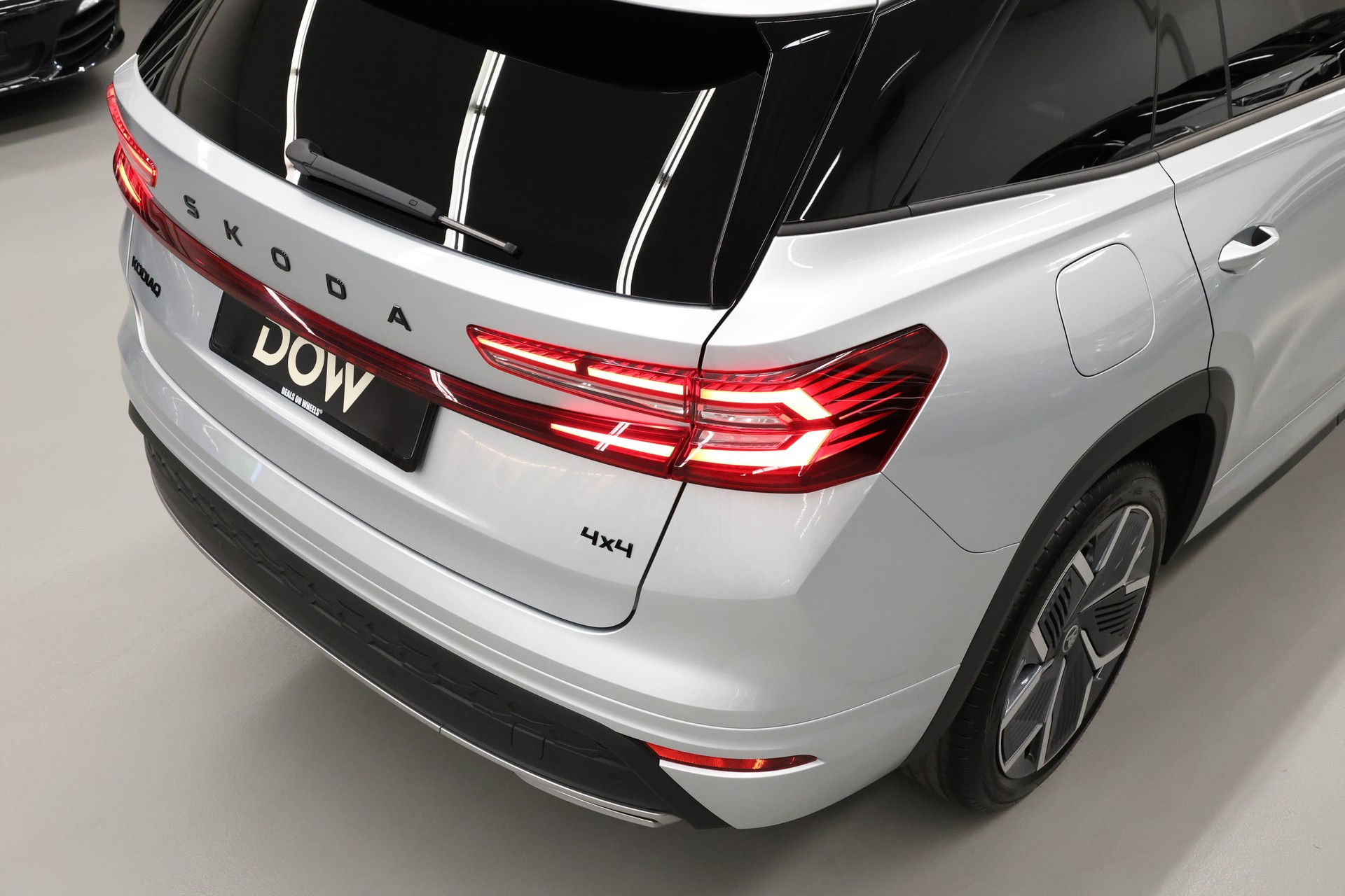SKODA Kodiaq 2.0 TDI SportLine-image-9