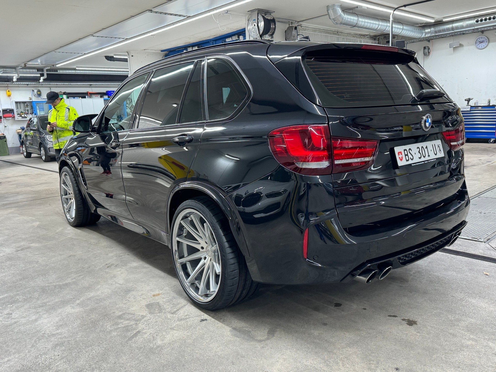 BMW M-image-1