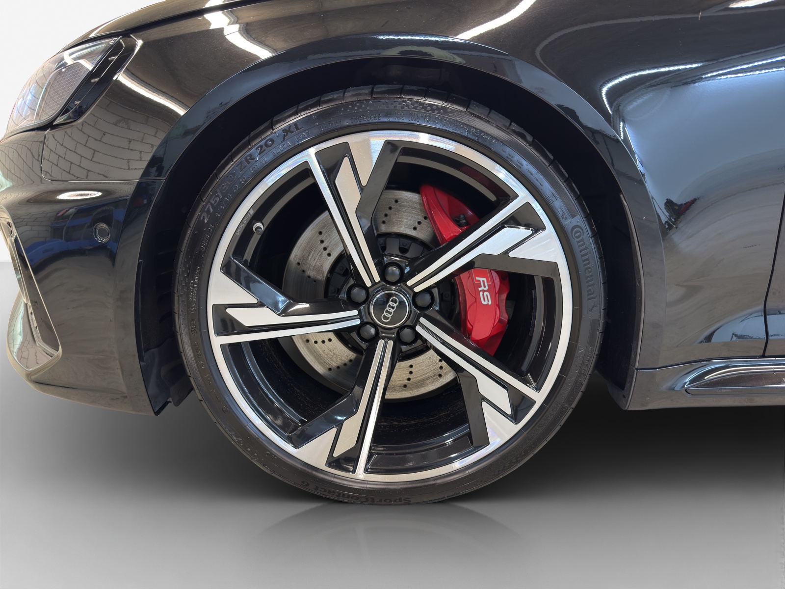 AUDI RS4 Avant quattro tiptronic-image-13