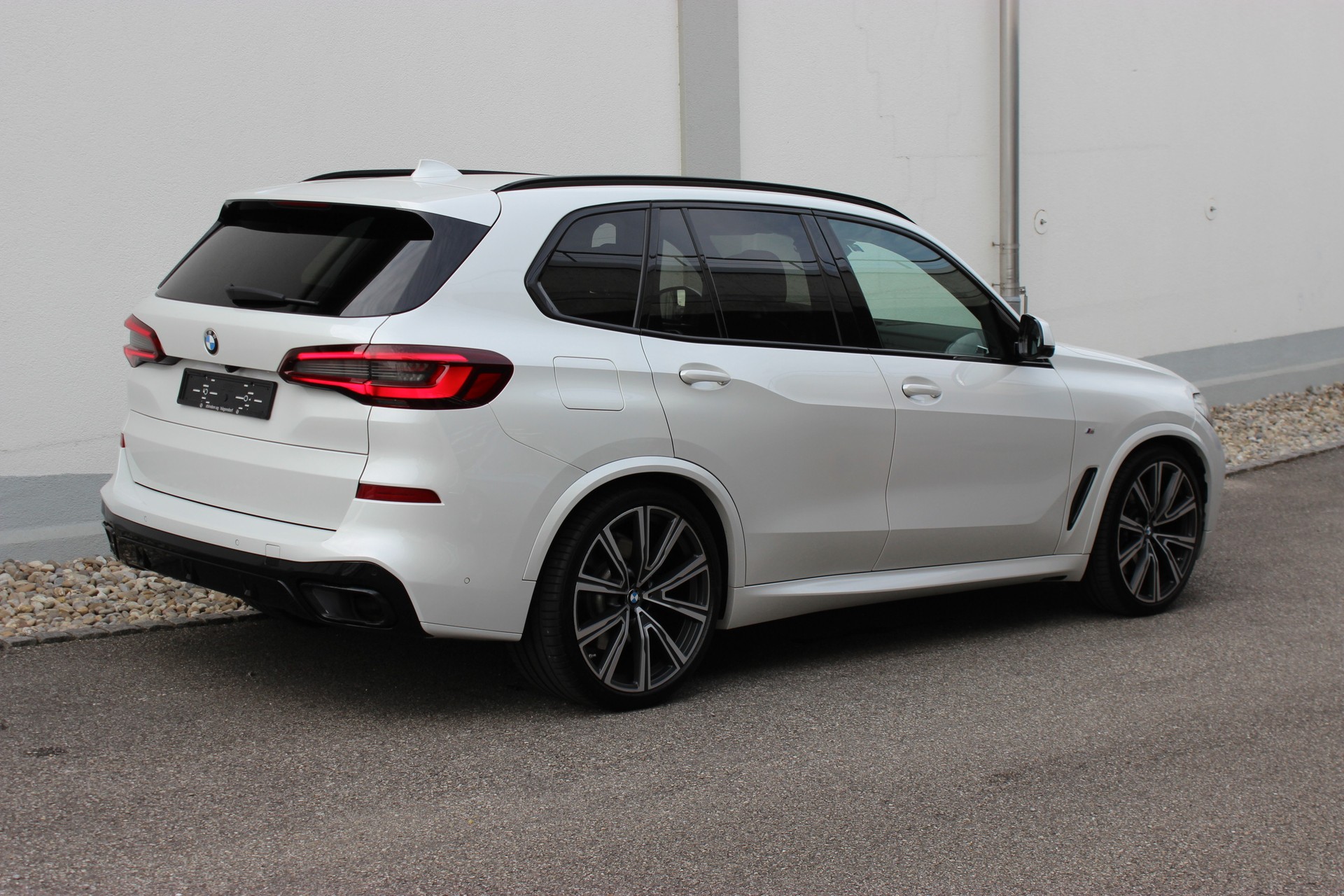 BMW X5 xDrive 48V 40d M Sport *BOWERS & WILKINS*-image-4
