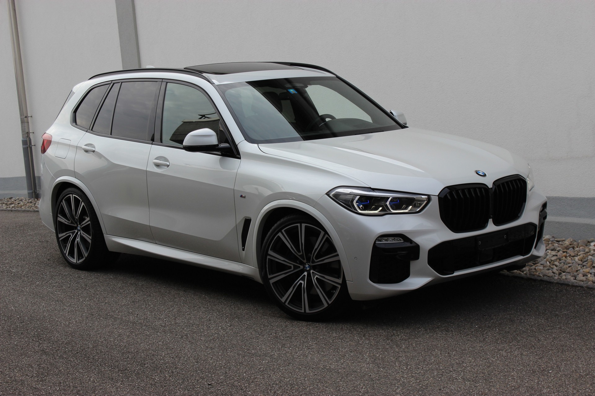 BMW X5 xDrive 48V 40d M Sport *BOWERS & WILKINS*-image-0
