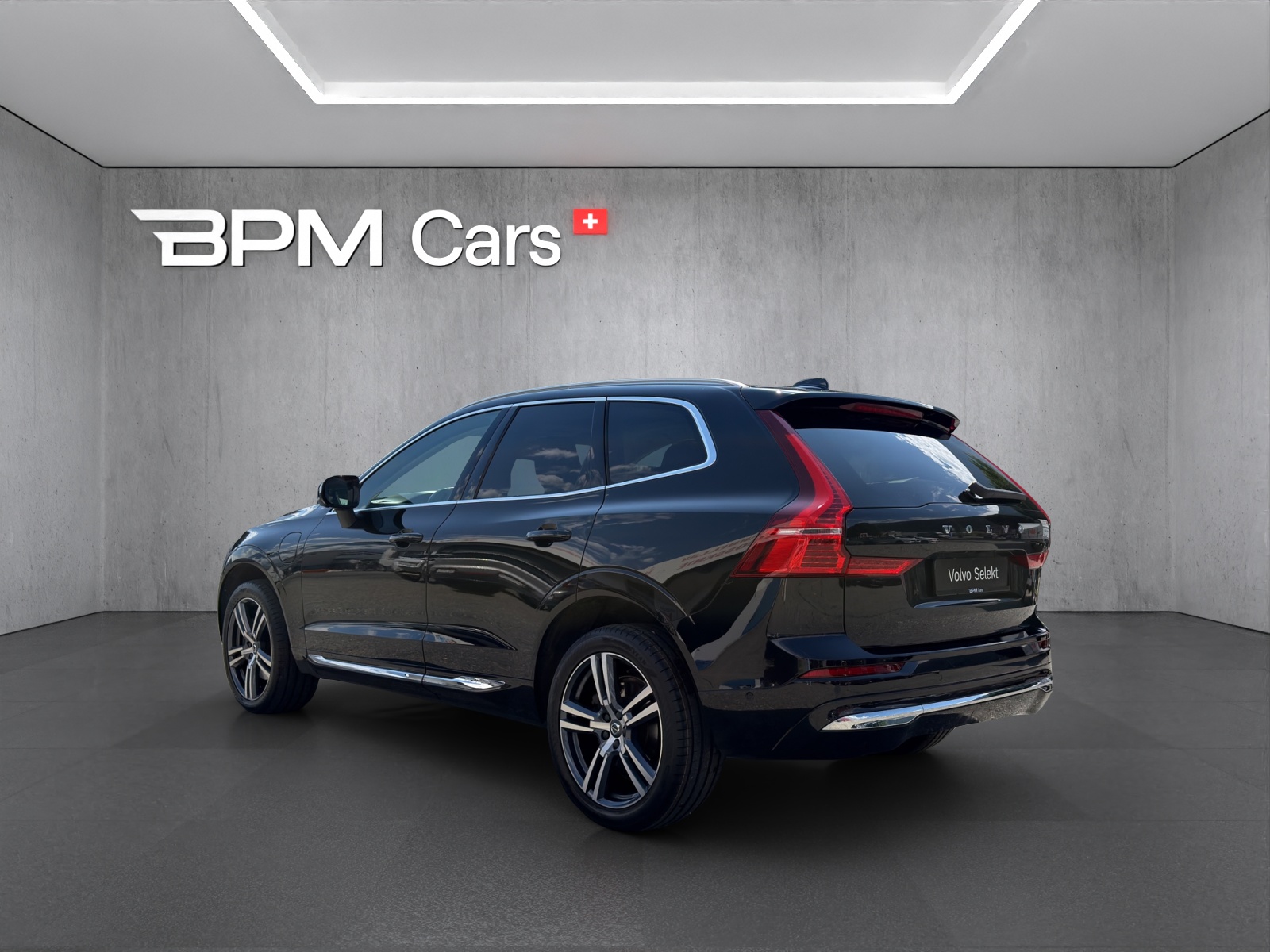 VOLVO XC60 2.0 T6 TE Inscription eAWD-showroom-element-3