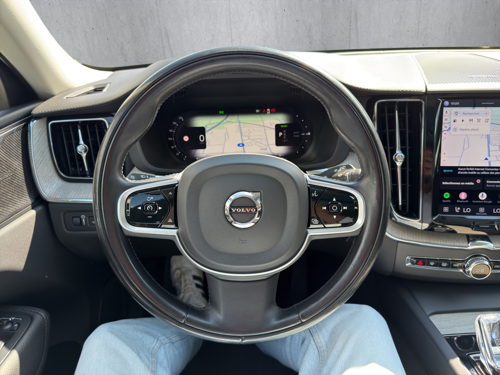 VOLVO XC60 2.0 T6 TE Inscription eAWD-image-9