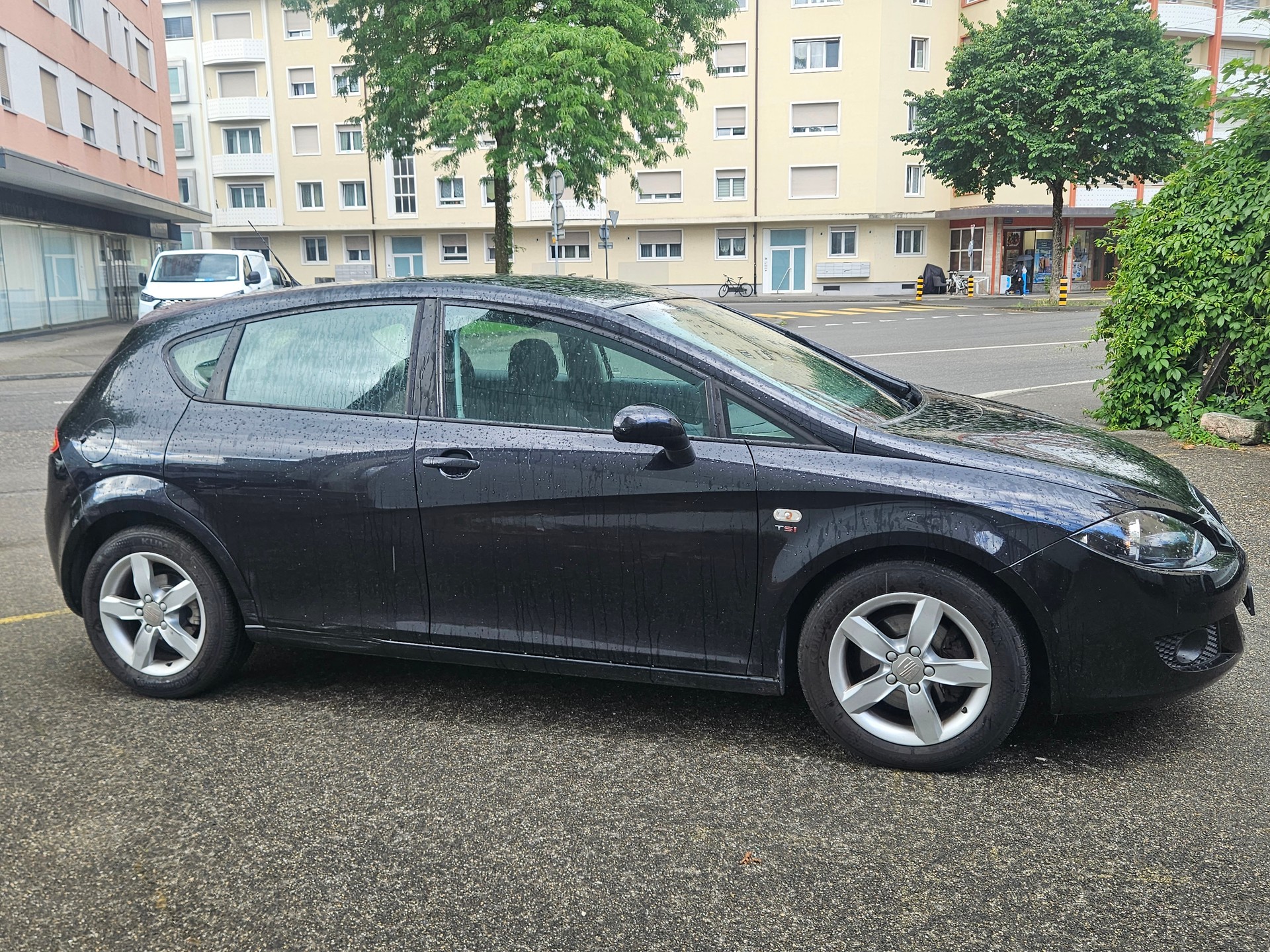 SEAT Leon 1.8 TSI Reference-image-3