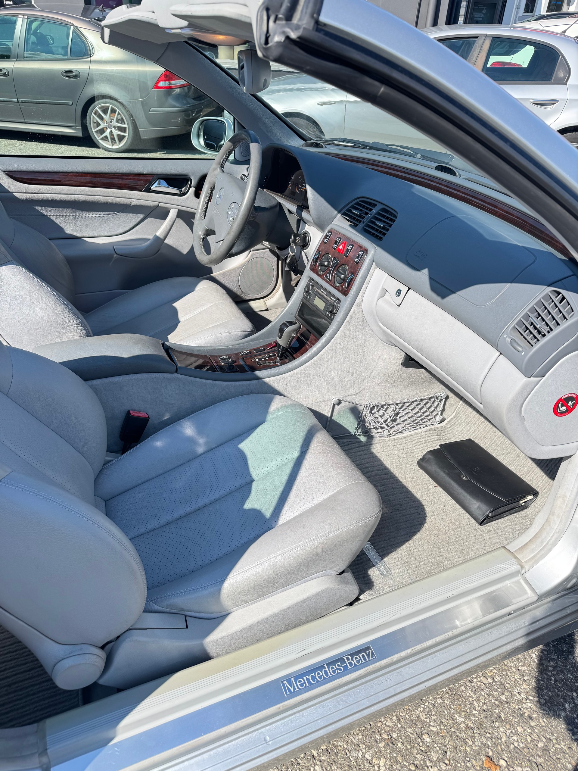 MERCEDES-BENZ CLK 230 Kompressor Elégance-image-13
