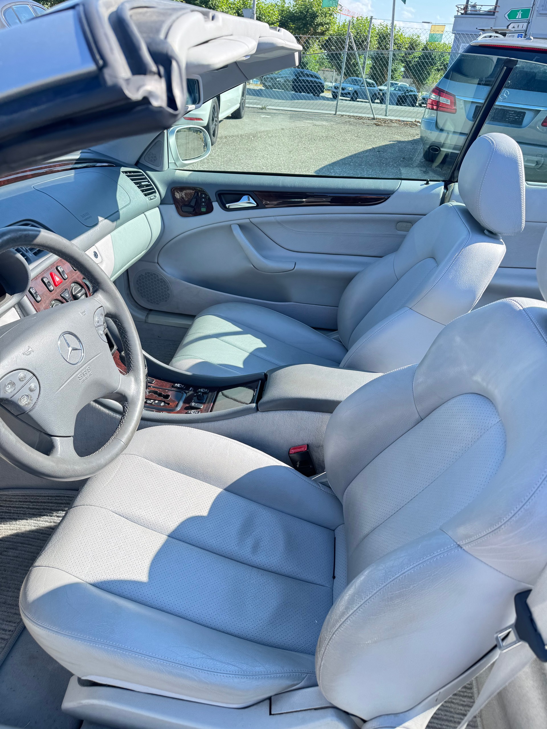 MERCEDES-BENZ CLK 230 Kompressor Elégance-image-14