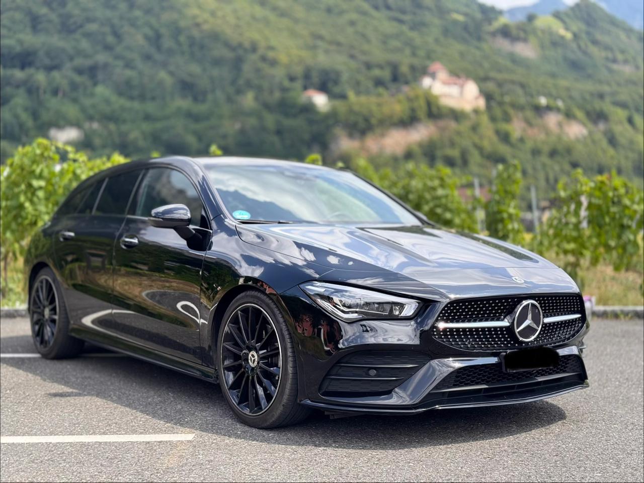 MERCEDES-BENZ CLA 200 AMG Line-image-1