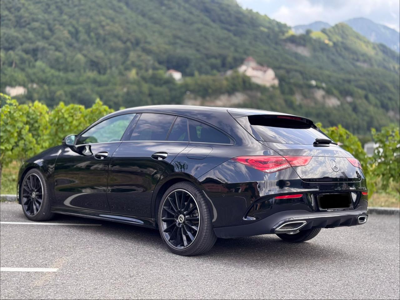 MERCEDES-BENZ CLA 200 AMG Line-image-2