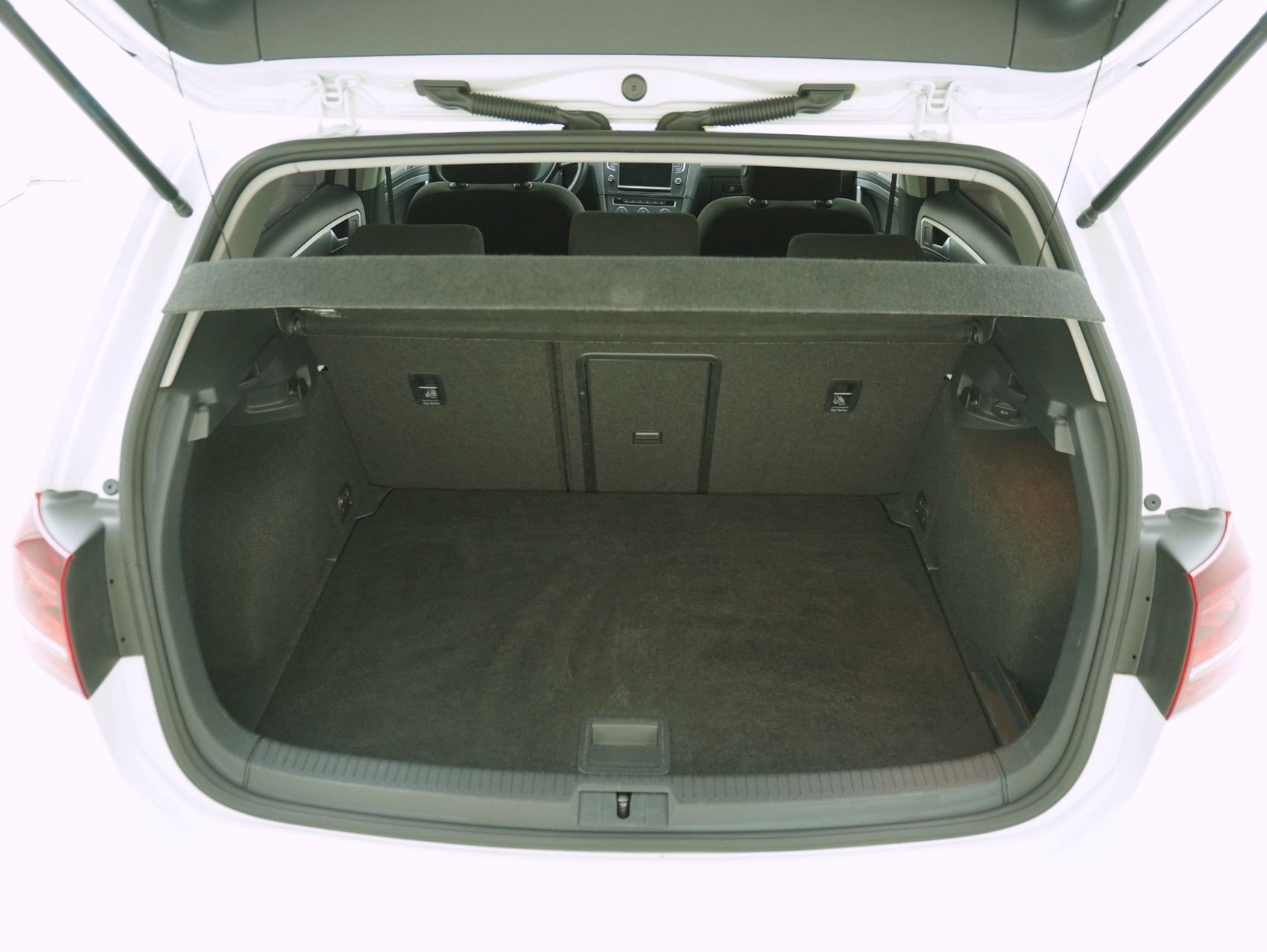 VW Golf 7 e-Golf-image-11