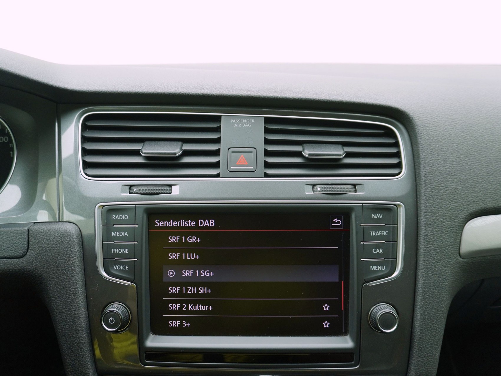 VW Golf 7 e-Golf-image-17