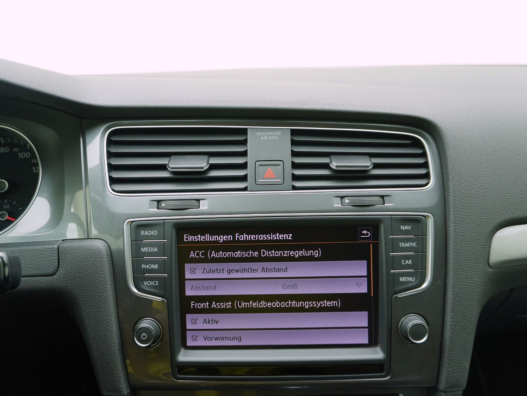 VW Golf 7 e-Golf-image-18