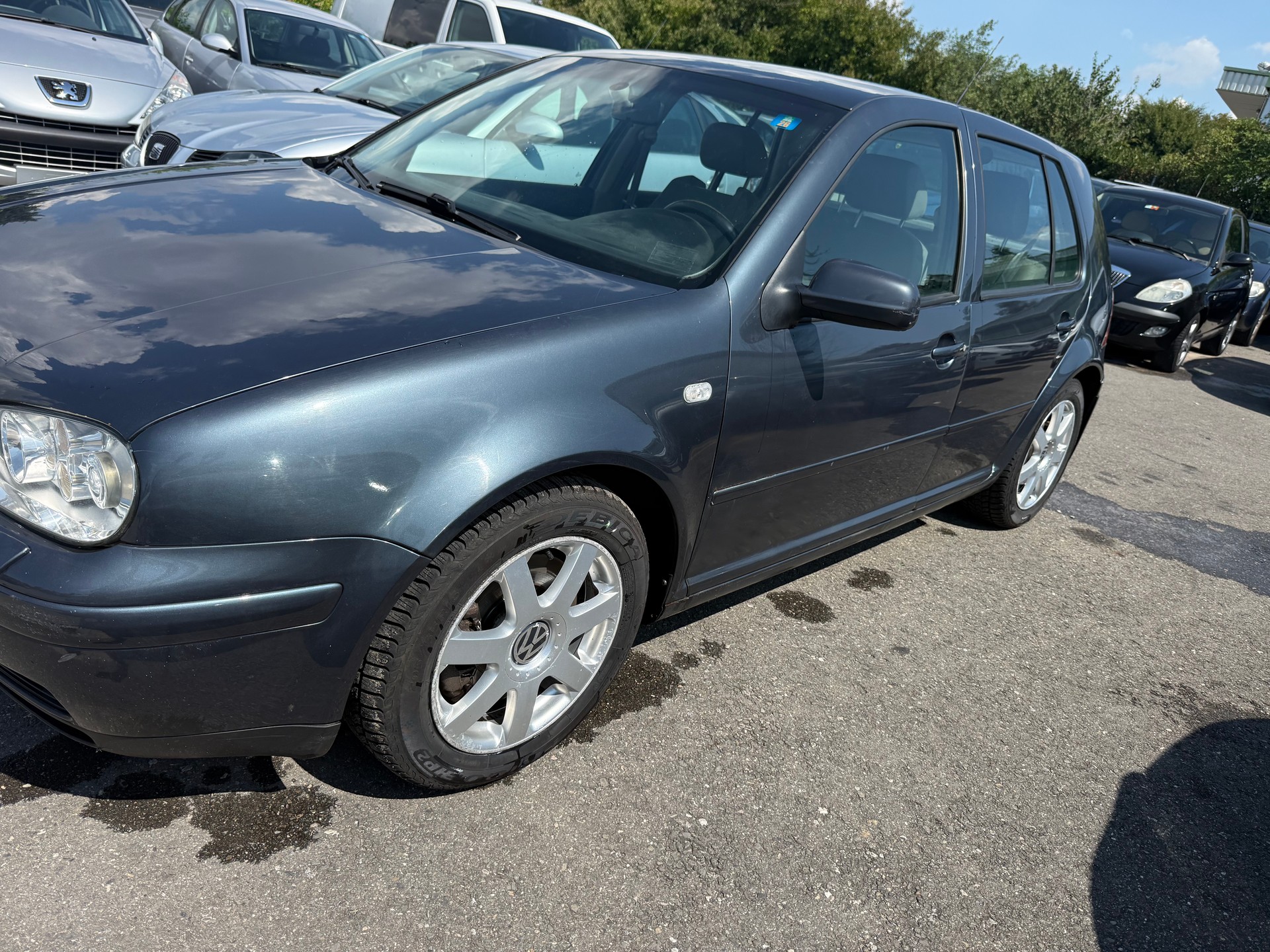VW Golf 2.8 Highline 4Motion-image-1