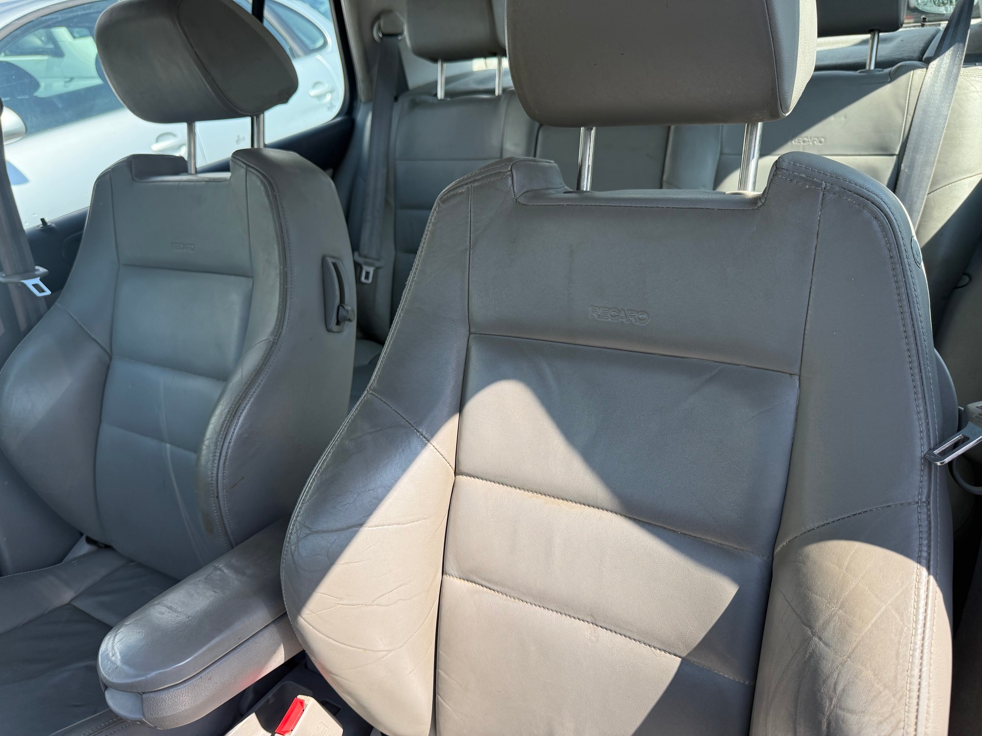 VW Golf 2.8 Highline 4Motion-image-9