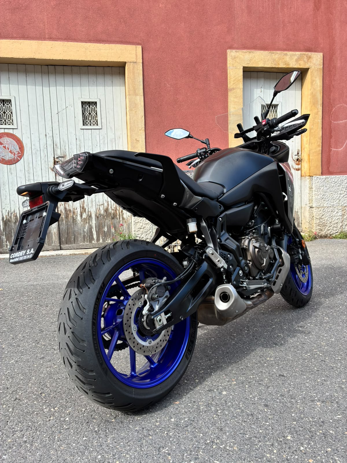 YAMAHA Tracer 7-showroom-element-3