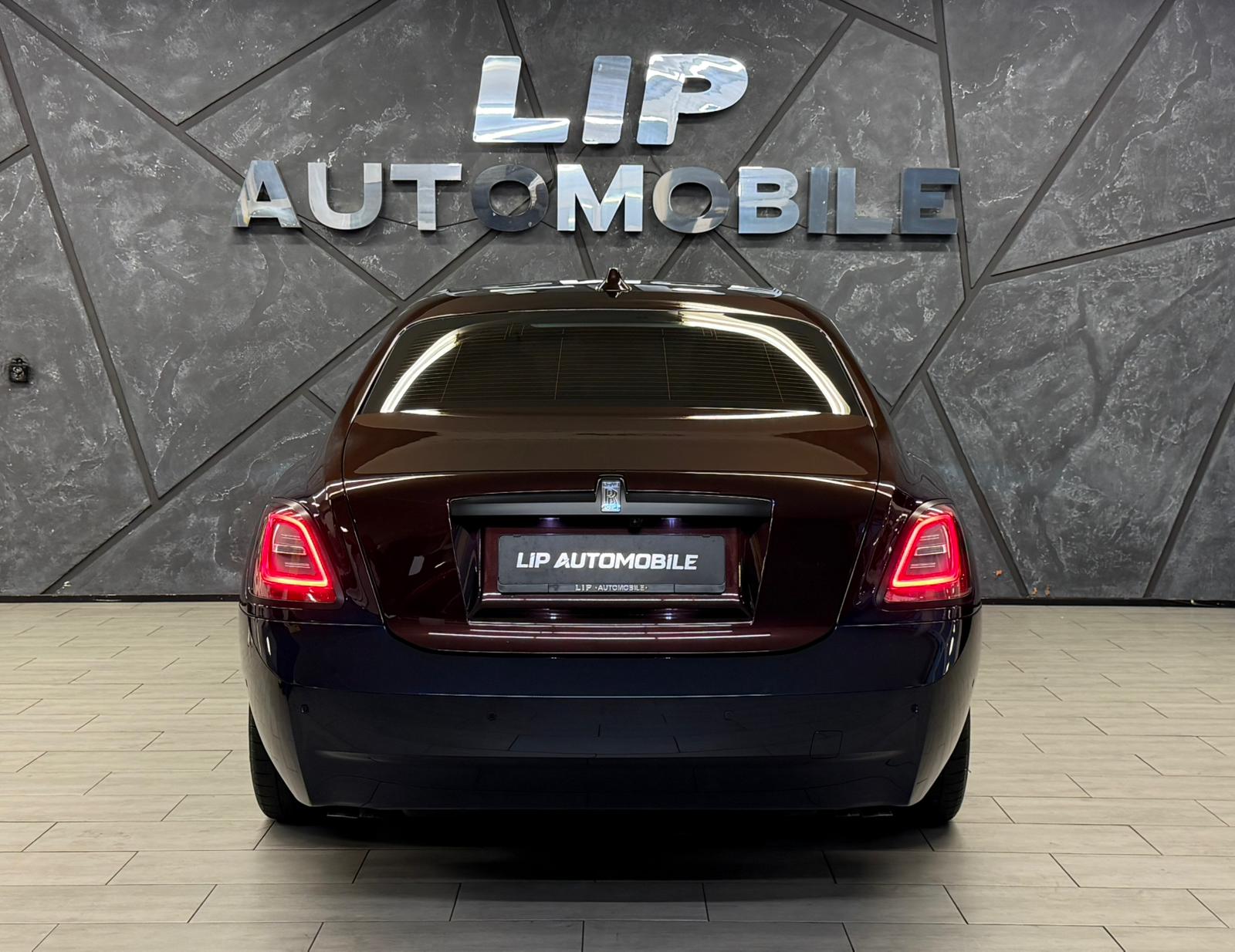 ROLLS-ROYCE Ghost II 6.75 V12-showroom-element-2