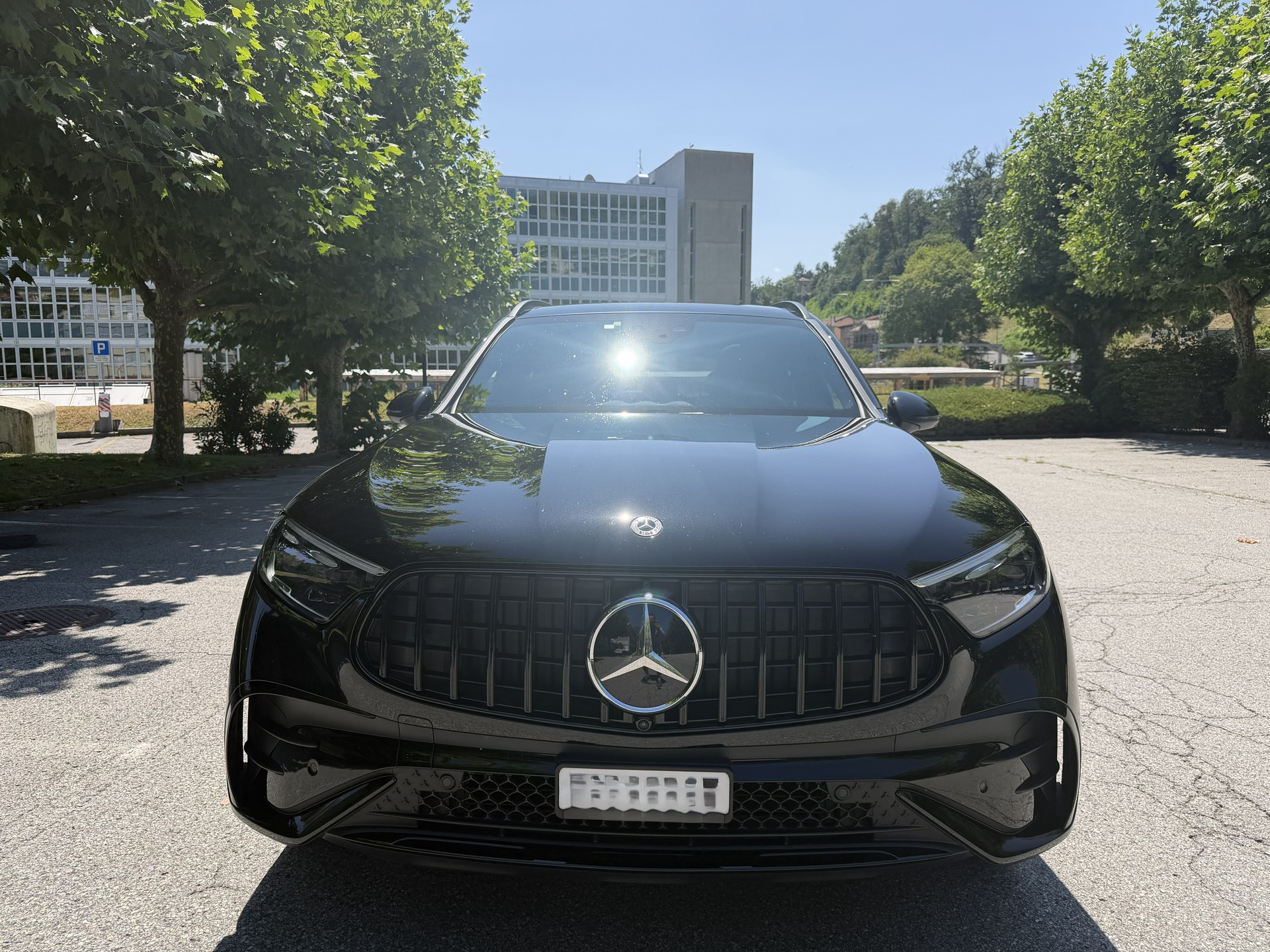 MERCEDES-BENZ GLC 300 AMG Line 4matic