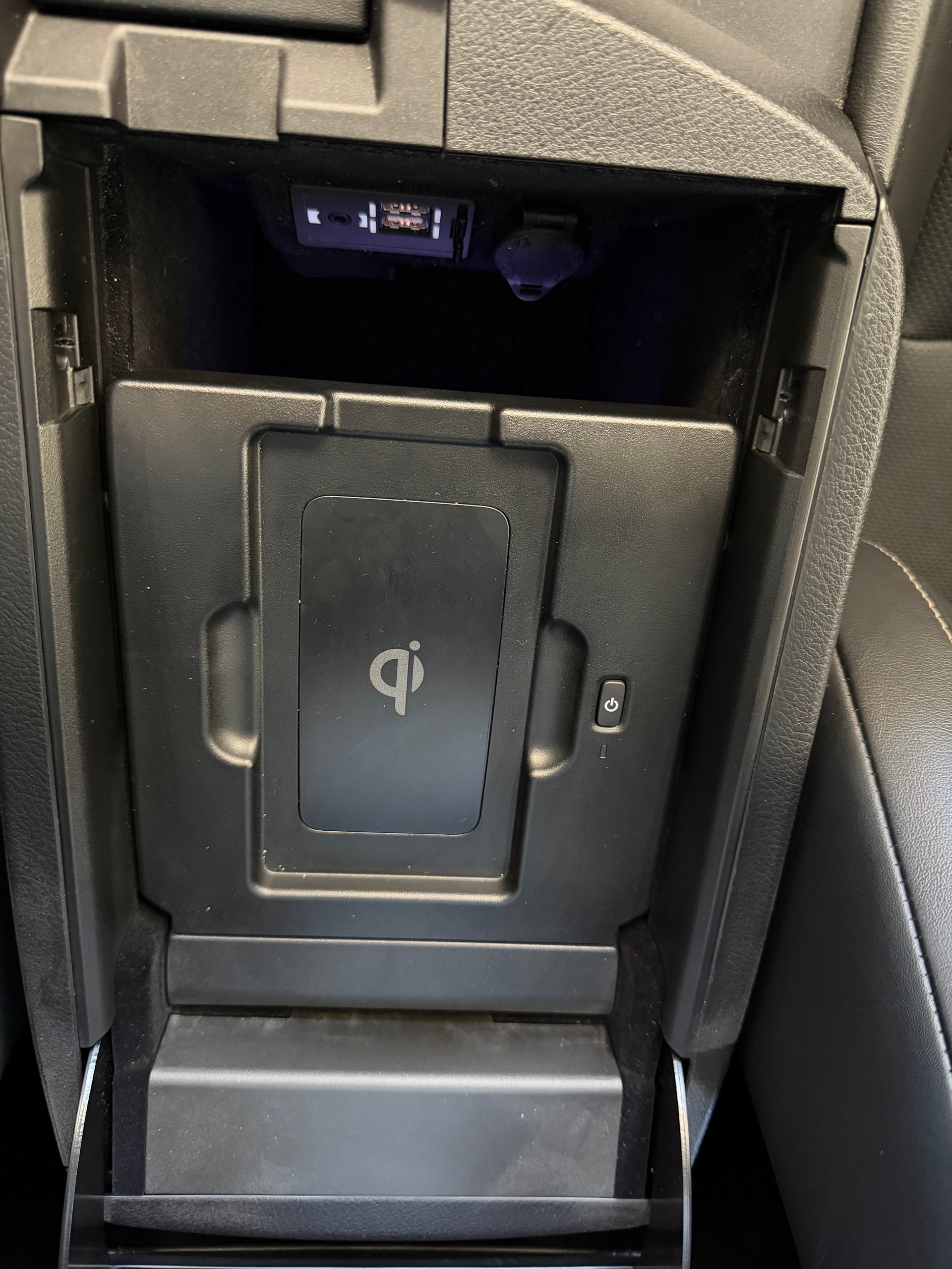 LEXUS NX 300h excellence E-Four Automatic-image-20