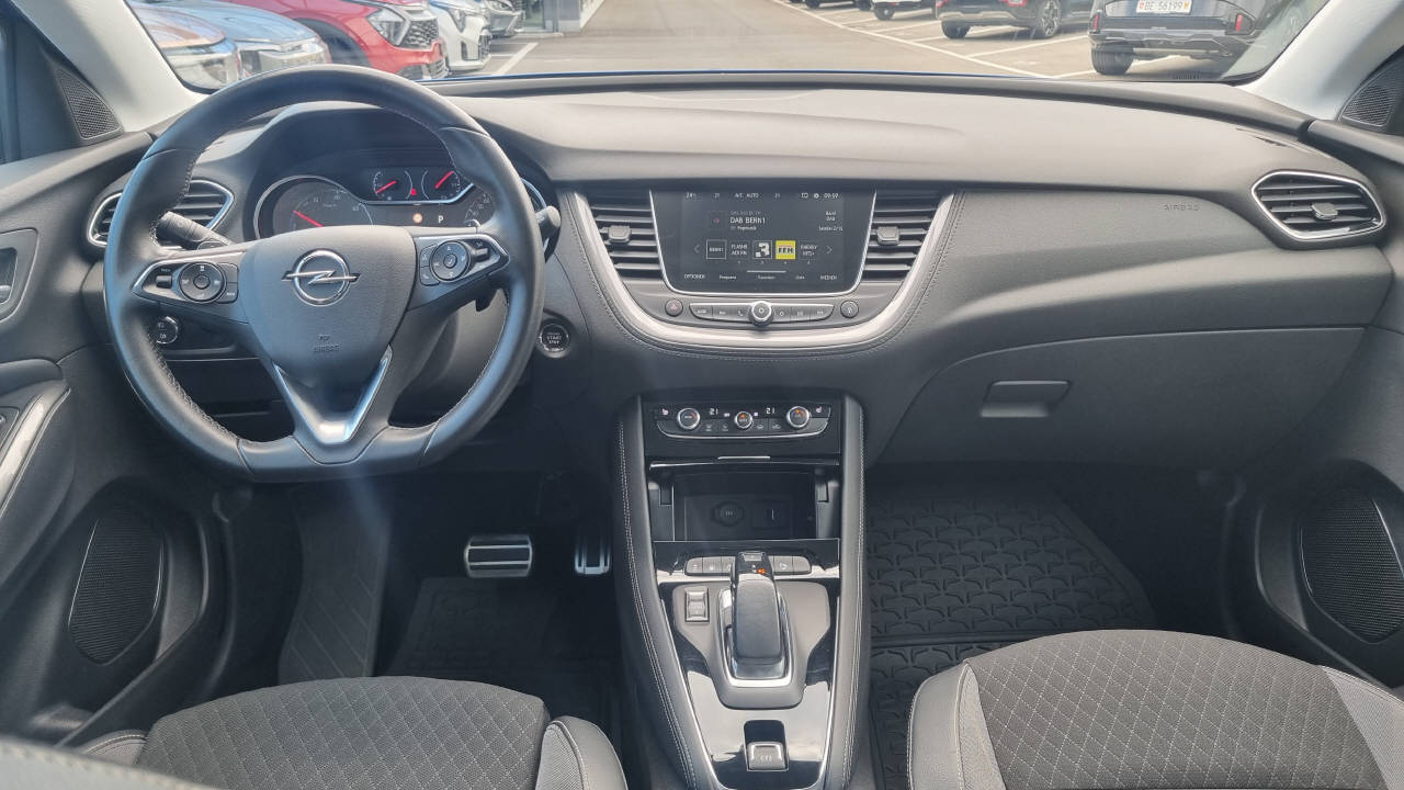 OPEL Grandland X 1.6 T PHEV Ultimate-image-8