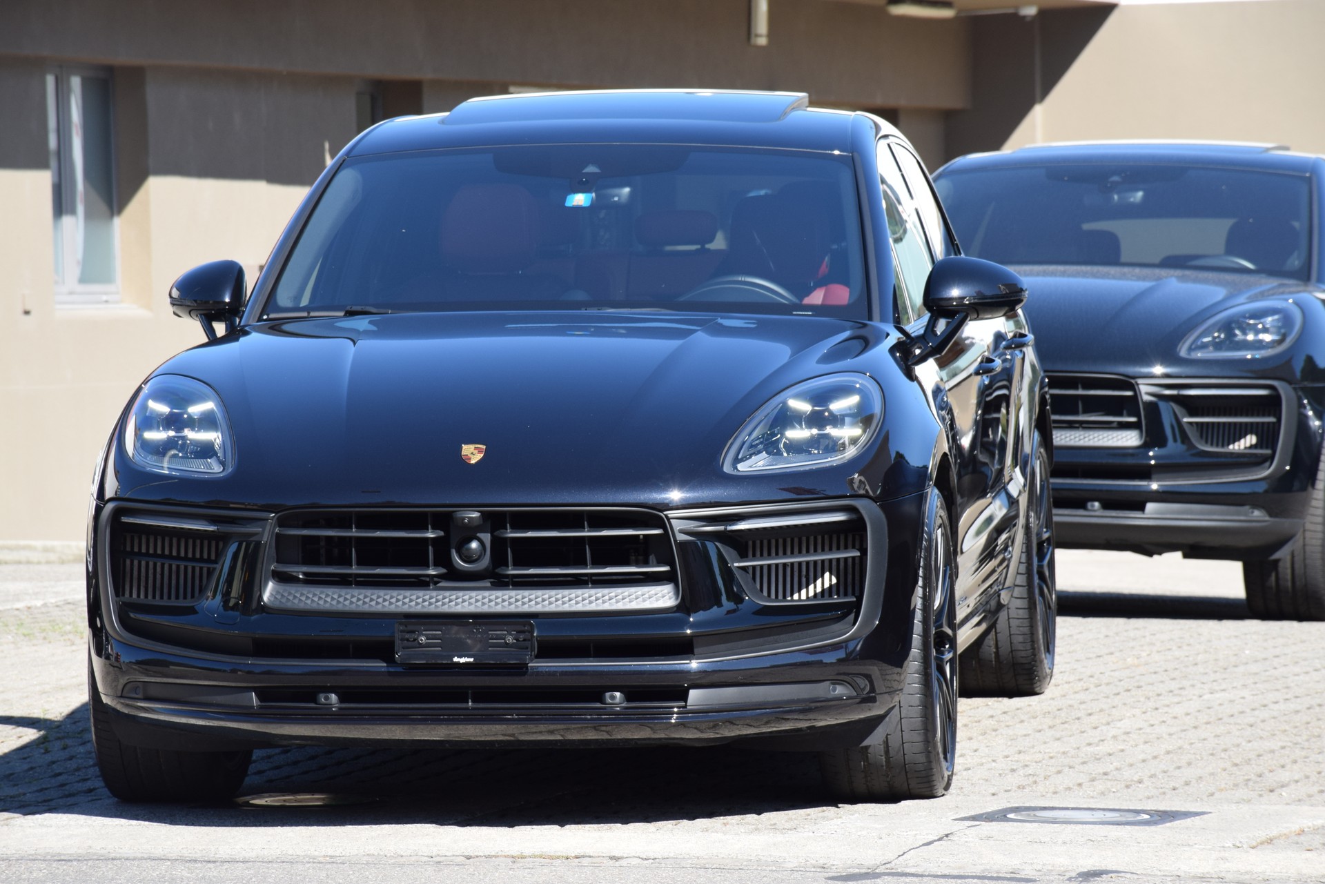 PORSCHE Macan GTS PDK-image-2