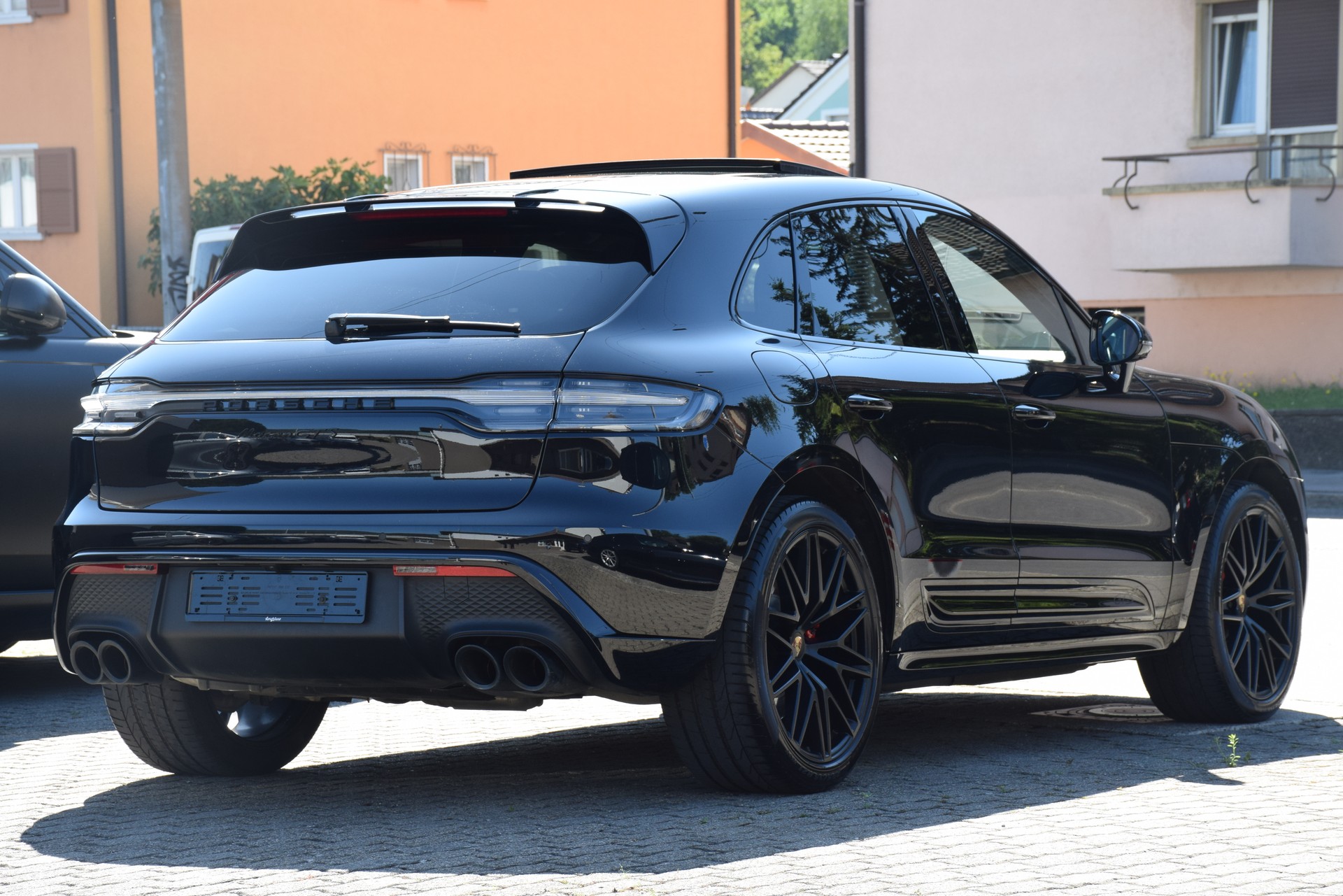 PORSCHE Macan GTS PDK-image-10